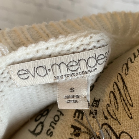 White Sweater with black fringes NY&C - Picture 5 of 6